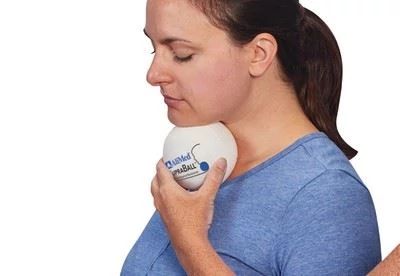 woman using CTAR supraball