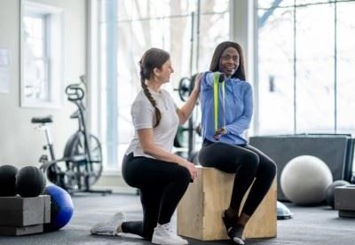 woman doing a physical therapy exercise
