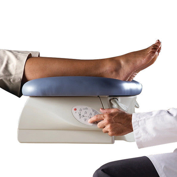 Midmark® Nonprogrammable Podiatry Procedure Chair, Model 647