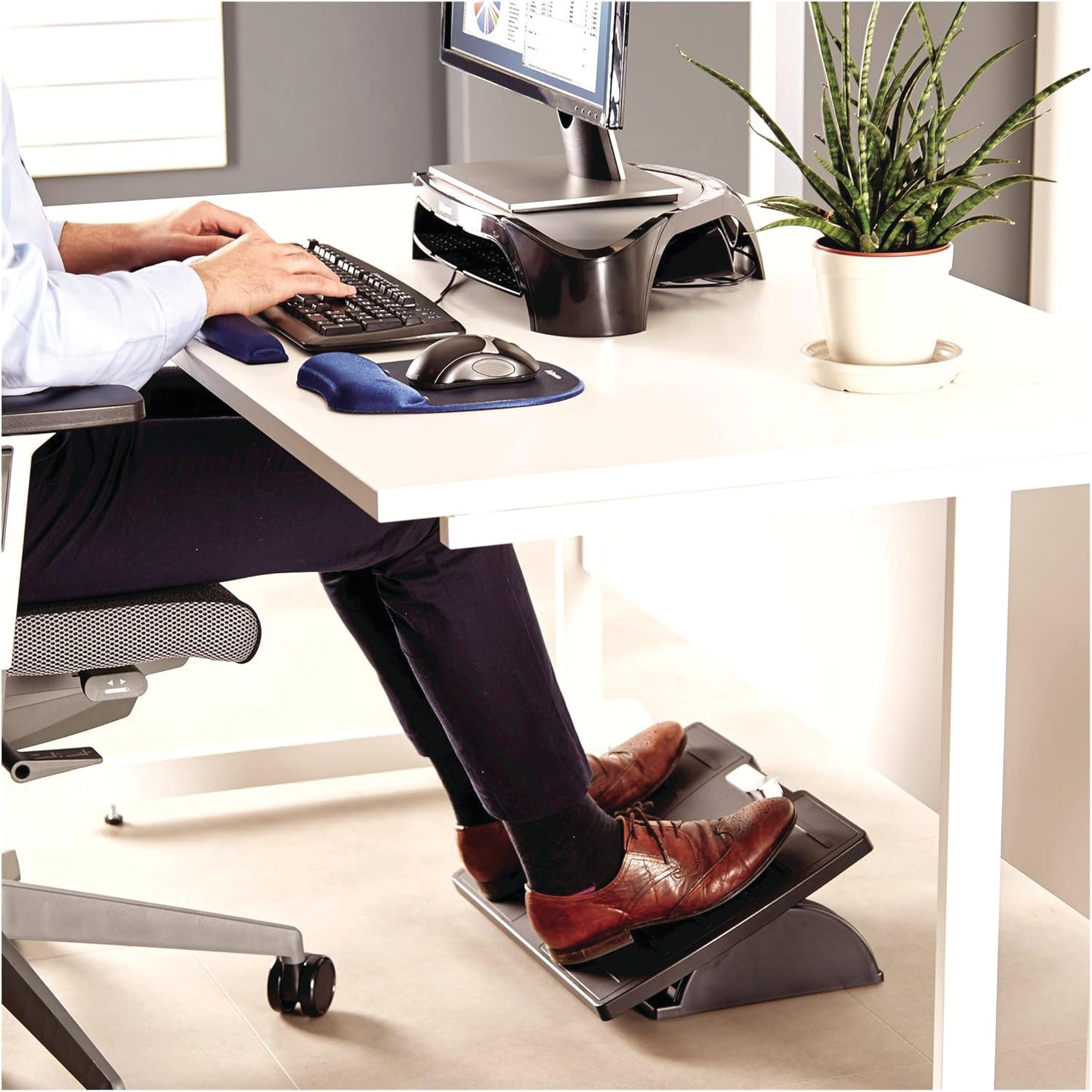 Adjustable Footrest with Microban®