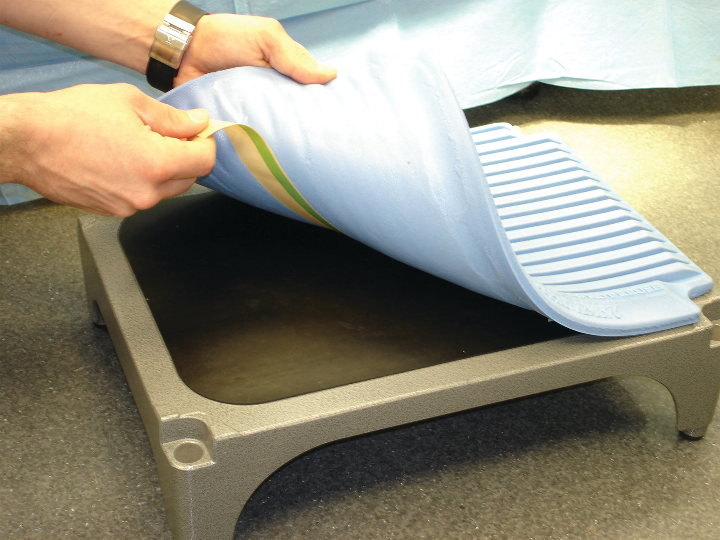 Flagship Surgical Mini Mat™